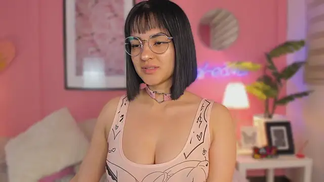 SoySaraa online show from 10.11.25