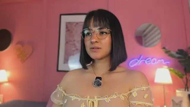 SoySaraa online show from 05.26.26