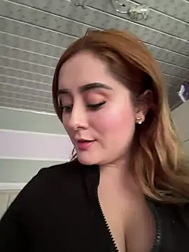 Snapshot of Sam_Thompsoon_ chatting on 12.14.24 Sam Thompsoon online show from 12.14.24