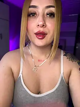 Snapshot of Sam_Thompsoon_ chatting on 11.07.25 Sam Thompsoon online show from 11.07.25