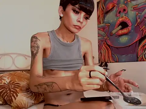 juicyCOCKeva online show from 10.23.25