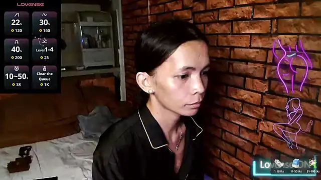 juicyCOCKeva online show from 07.10.26
