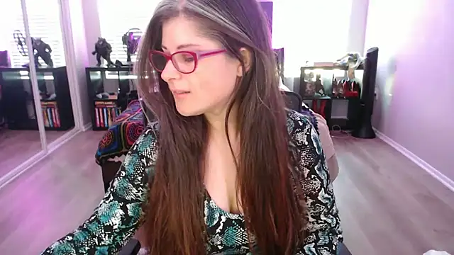 TheLenaAdams online show from 01.12.25