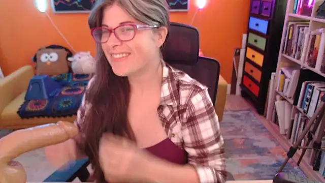 TheLenaAdams online show from 12.18.25