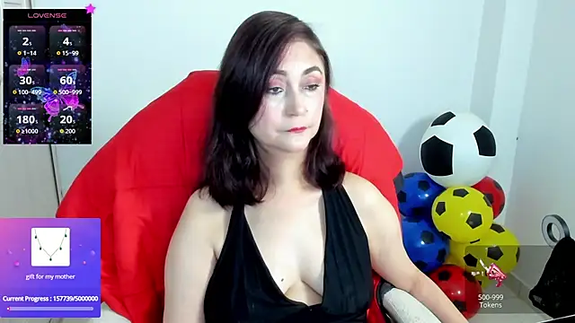 Snapshot of danielahot66 chatting on 06.25.26 danielahot66 online show from 06.25.26