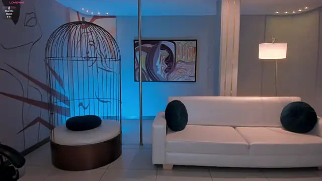 Snapshot of MartinnaBonnet chatting on 01.11.25 MartinnaBonnet online show from 01.11.25