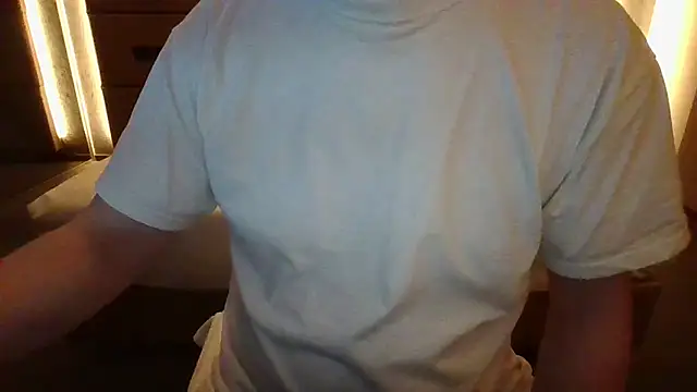 Snapshot of alessexxx24 chatting on 01.21.25 alessexxx24 online show from 01.21.25