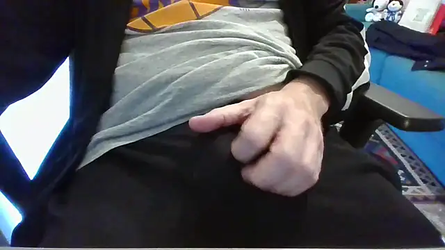 Snapshot of alessexxx24 chatting on 10.17.25 alessexxx24 online show from 10.17.25