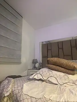 Amber Parker online show from 04.15.26