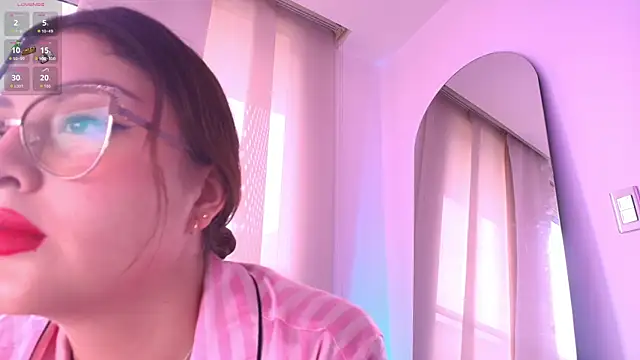 Pleasure Vibes23 online show from 10.28.25