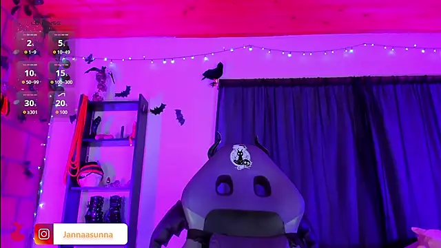 EmmaRusso online show from 09.13.25