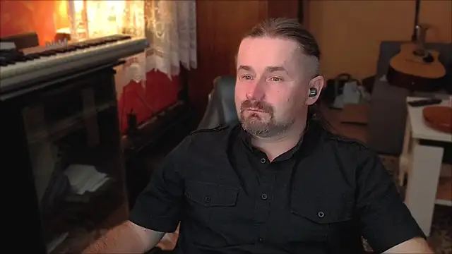 Mosiadz1975 online show from 02.04.25