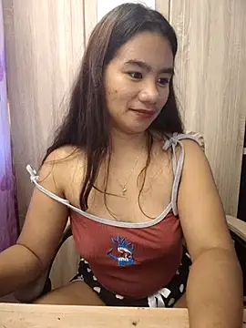 Snapshot of Kissy07 chatting on 02.10.25 Kissy07 online show from 02.10.25