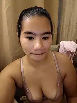 Snapshot of Kissy07 chatting on 02.16.26 Kissy07 online show from 02.16.26