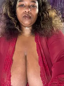 Snapshot of BigFineSelena chatting on 02.03.26 BigFineSelena online show from 02.03.26