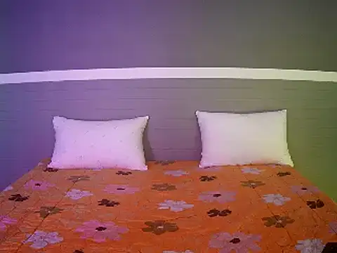 Snapshot of Jennythai123 chatting on 03.17.25 Jennythai123 online show from 03.17.25