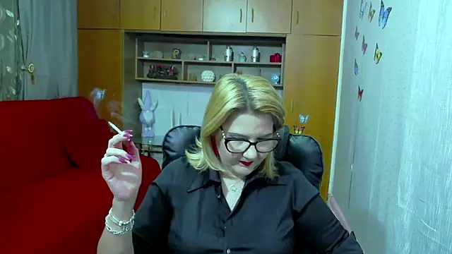 LucilleFenlys online show from 03.04.25