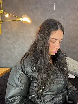 dayra angels online show from 04.16.26