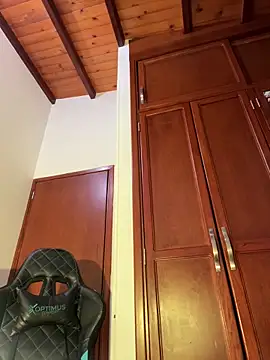 loolla 23 online show from 02.25.25