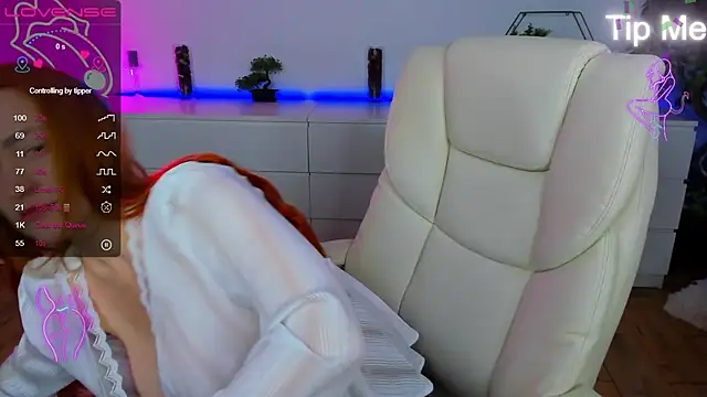 Kamilla Hot online show from 11.09.25