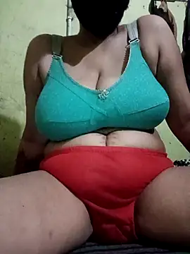 silkyrani123 online show from 10.25.25