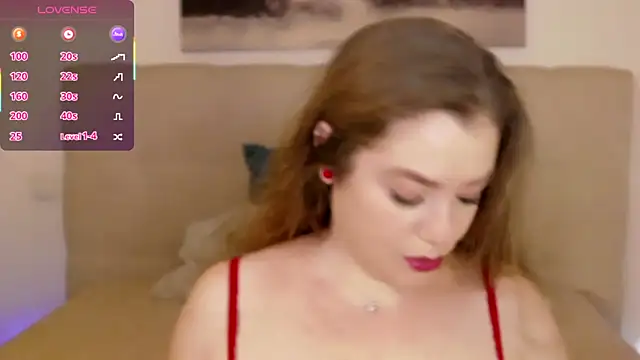 Snapshot of PetersEmily chatting on 11.18.25 PetersEmily online show from 11.18.25