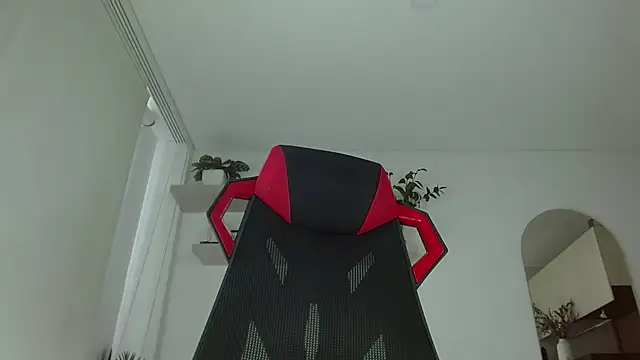 Snapshot of Robyn_Miller chatting on 09.11.25 Robyn Miller online show from 09.11.25