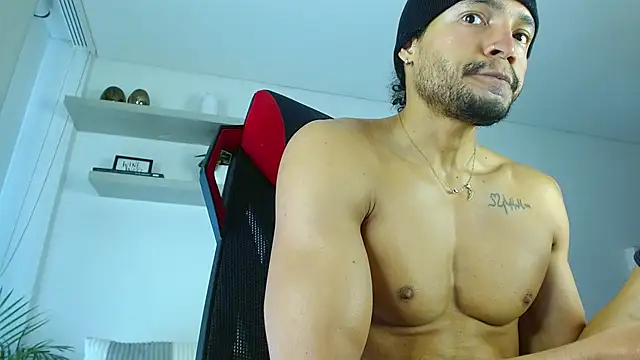 Snapshot of Robyn_Miller chatting on 10.08.25 Robyn Miller online show from 10.08.25