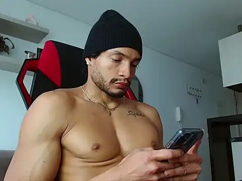 Snapshot of Robyn_Miller chatting on 10.18.25 Robyn Miller online show from 10.18.25