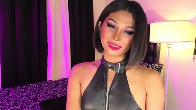 MaxxineMorenaTs online show from 02.06.25