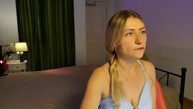 ZoeGrant online show from 05.18.26