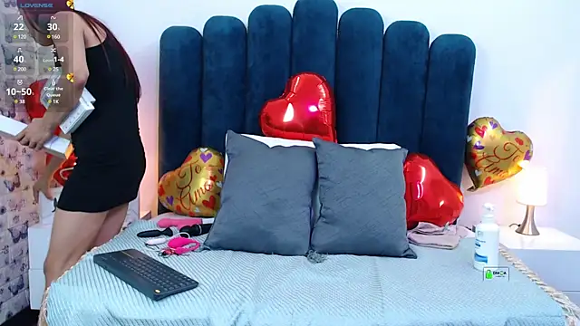 Alexawt online show from 02.18.25