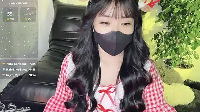 Mya Lee online show from 12.24.24