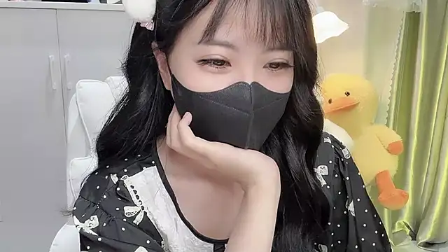 Mya Lee online show from 02.01.25