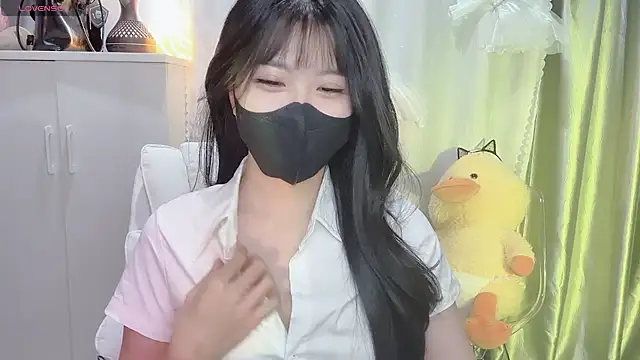 Mya Lee online show from 02.23.25