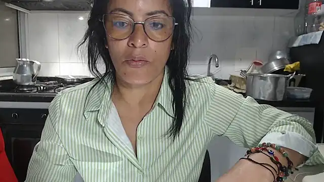 kateleyagrey online show from 09.22.25