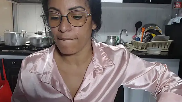 kateleyagrey online show from 09.30.25