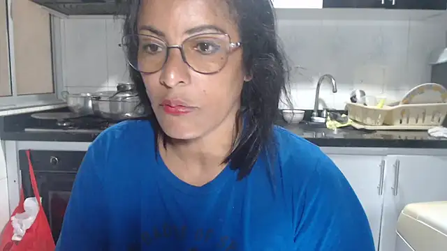 kateleyagrey online show from 10.18.25