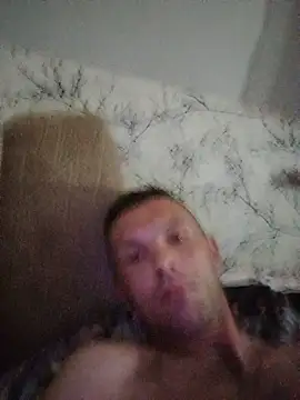 Snapshot of liderek83 chatting on 06.21.26 liderek83 online show from 06.21.26