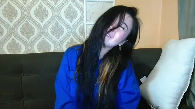 Snapshot of Bet_Lu chatting on 12.07.24 Bet Lu online show from 12.07.24