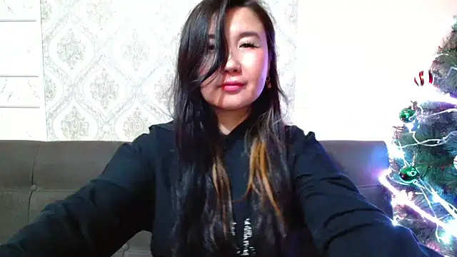 Snapshot of Bet_Lu chatting on 01.01.25 Bet Lu online show from 01.01.25