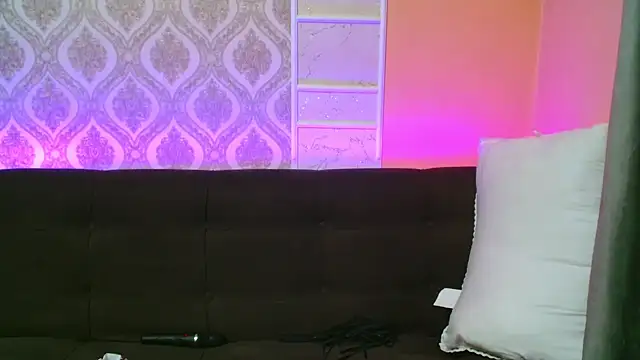 Snapshot of Bet_Lu chatting on 01.16.25 Bet Lu online show from 01.16.25