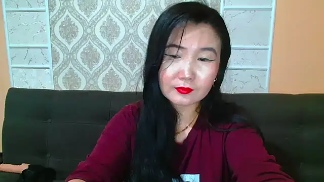 Snapshot of Bet_Lu chatting on 01.31.25 Bet Lu online show from 01.31.25