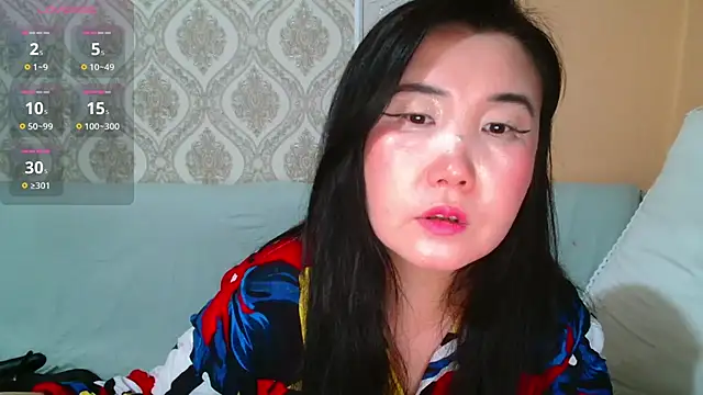 Snapshot of Bet_Lu chatting on 02.20.25 Bet Lu online show from 02.20.25