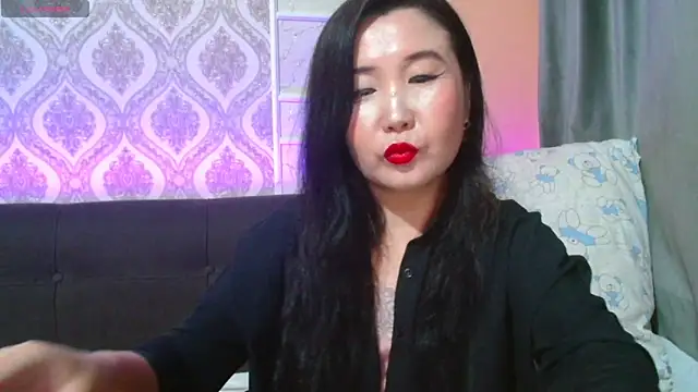 Snapshot of Bet_Lu chatting on 03.07.25 Bet Lu online show from 03.07.25