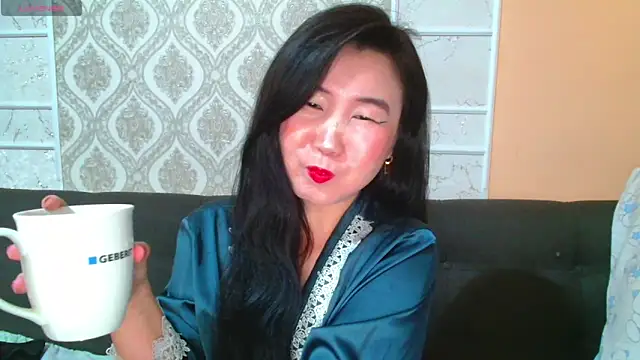 Snapshot of Bet_Lu chatting on 03.11.25 Bet Lu online show from 03.11.25