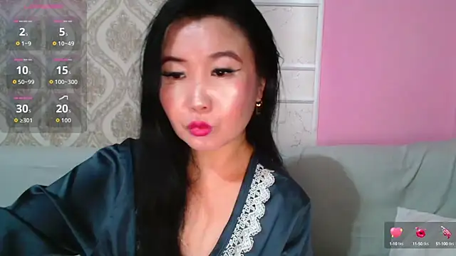 Snapshot of Bet_Lu chatting on 09.23.25 Bet Lu online show from 09.23.25