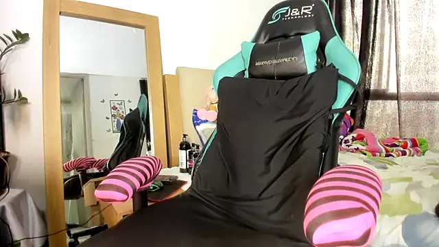 Hot Brunette34 online show from 02.20.25