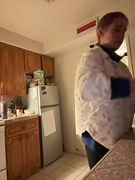 Snapshot of ClumsyLink chatting on 02.11.26 ClumsyLink online show from 02.11.26