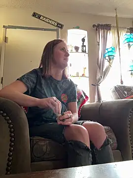 Snapshot of ClumsyLink chatting on 02.27.26 ClumsyLink online show from 02.27.26